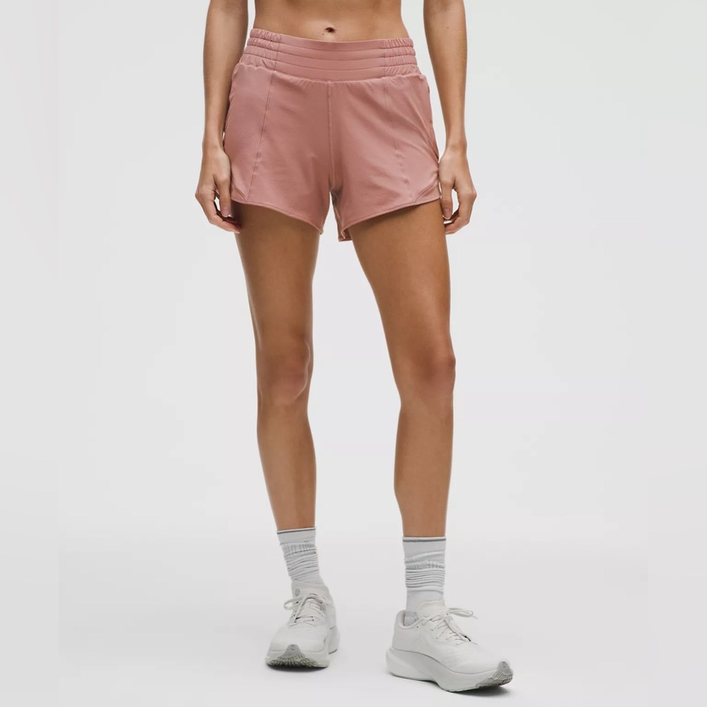 Lululemon hotty hot short 4” size 6 red clay